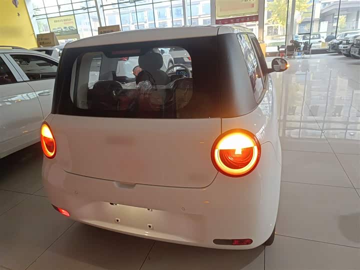 Changan Qiyuan (Nevo) Lumin 2026 2026款 宝藏版 205km 酷爱米 宁德