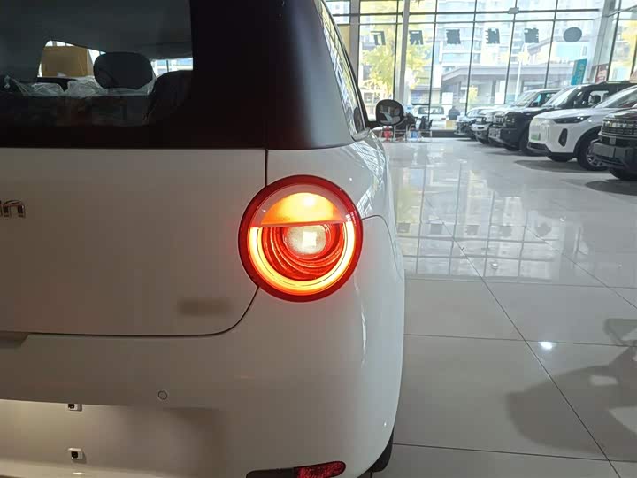 Changan Qiyuan (Nevo) Lumin 2026 2026款 宝藏版 205km 酷爱米 宁德