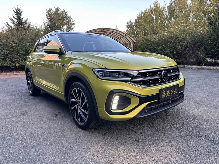 Volkswagen T-Roc 2023 2023款 300TSI DSG两驱星光版