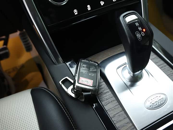 Land Rover Discovery Sport Hybrid 2022 2022款 改款 P300e 插电式电动混合版