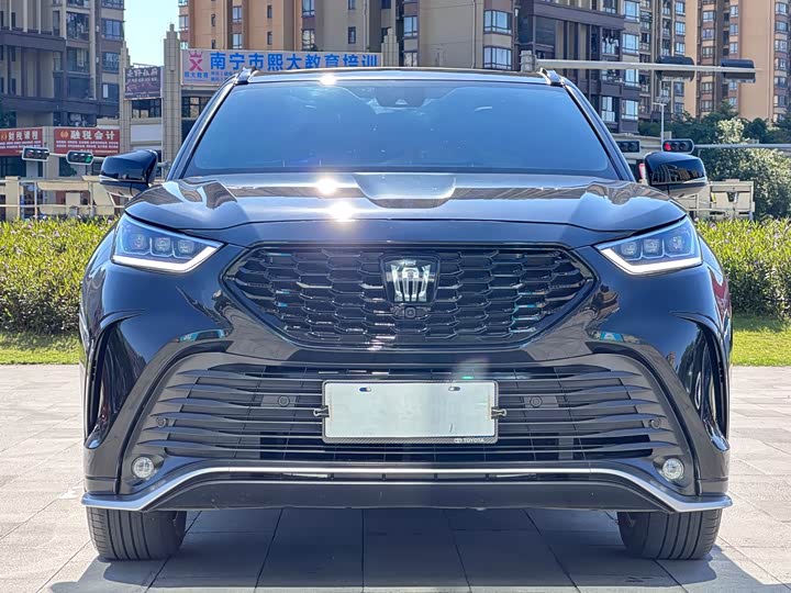 Toyota Crown Kluger 2024 2024款 2.5L HEV四驱尊贵版