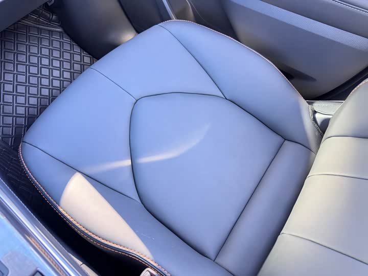 Toyota Crown Kluger 2024 2024款 2.5L HEV四驱尊贵版