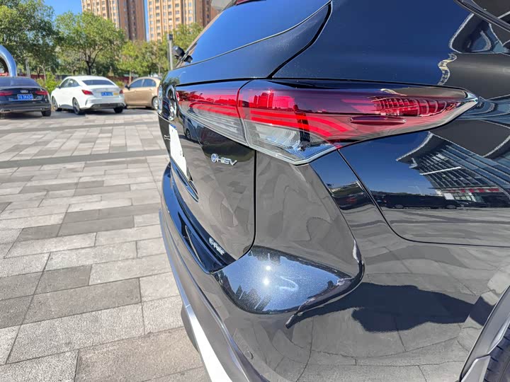 Toyota Crown Kluger 2024 2024款 2.5L HEV四驱尊贵版