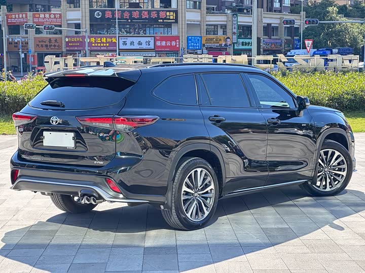 Toyota Crown Kluger 2024 2024款 2.5L HEV四驱尊贵版