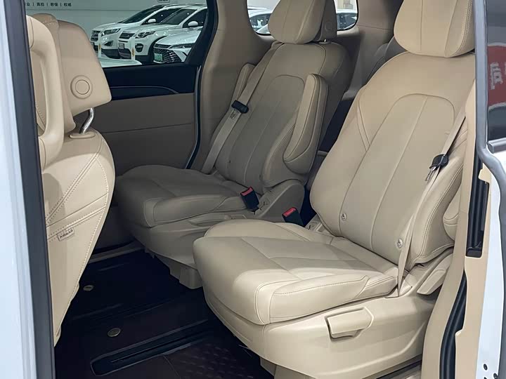 Buick GL8 Hybrid 2025 2025款 陆尚 先享版 7座