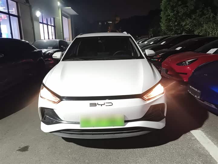 2024 BYD E2