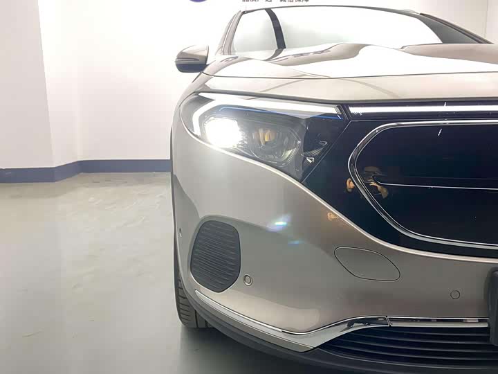 Mercedes-Benz EQA 2023 2023款 改款 EQA 260