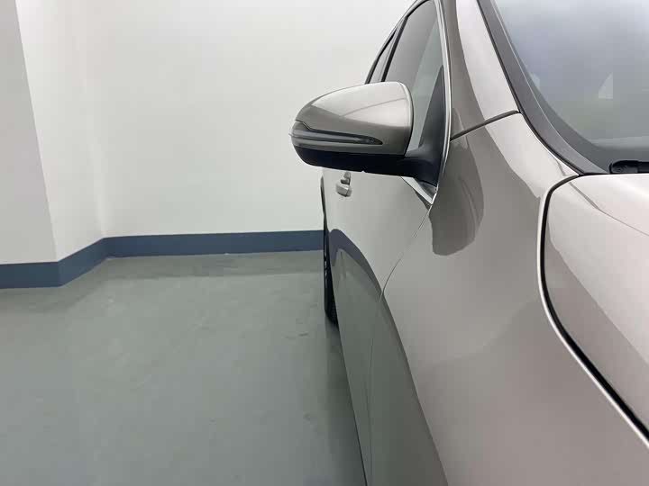 Mercedes-Benz EQA 2023 2023款 改款 EQA 260