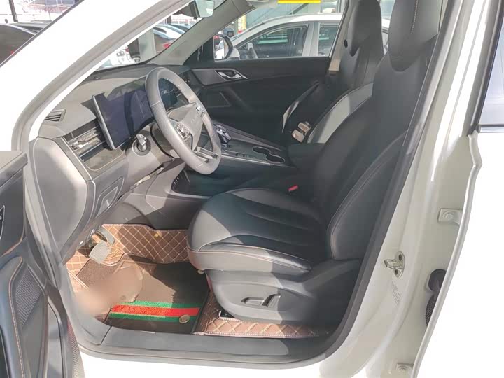 Roewe RX5 2023 2023款 1.5T 尊荣滑屏版