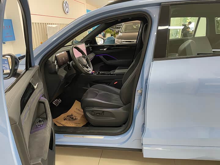 Volkswagen Tiguan L Pro 2025 2025款 PRO 380TSI 四驱 R-Line 智尊版