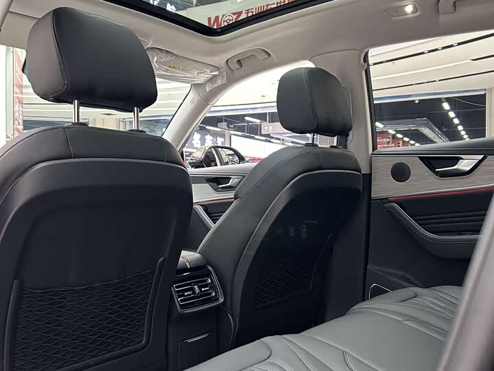 Hongqi HS5 2025 2025款 2.0T 两驱旗享Pro版