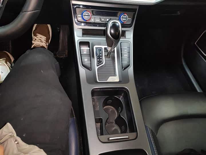 Geely Emgrand GL 2021 2021款 UP 1.4T CVT领尊型