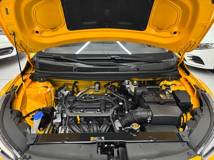 Kia KX1 2021 2021款 1.4L CVT趣享天窗款