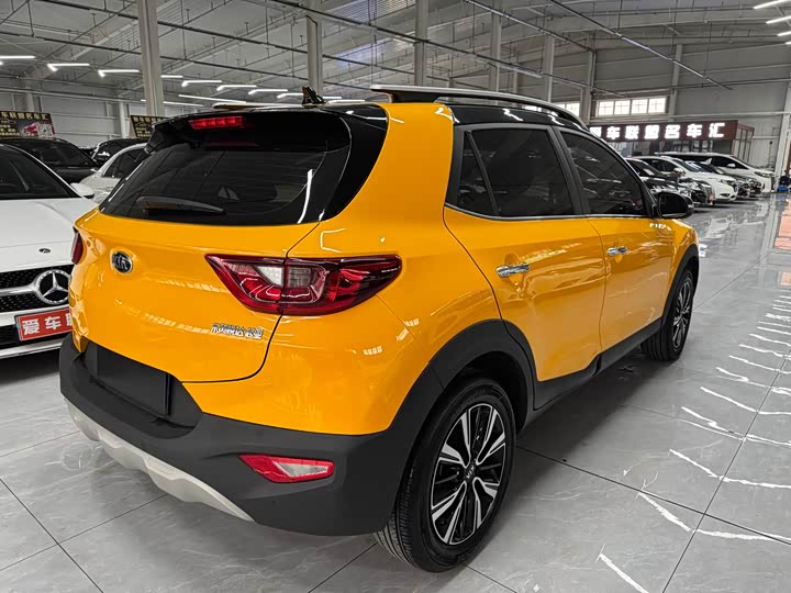 2021 Kia KX1