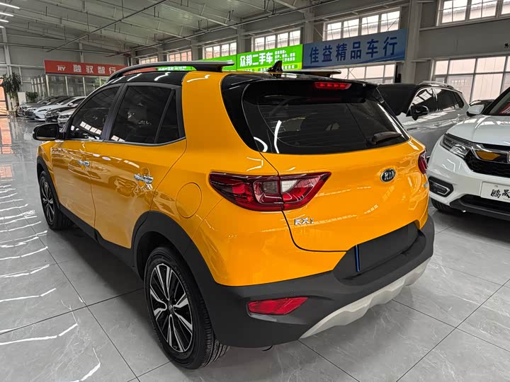 Kia KX1 2021 2021款 1.4L CVT趣享天窗款
