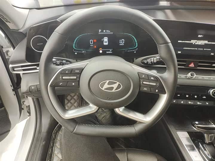 Hyundai Elantra N line 2023 2023款 1.5L CVT LUX尊贵版