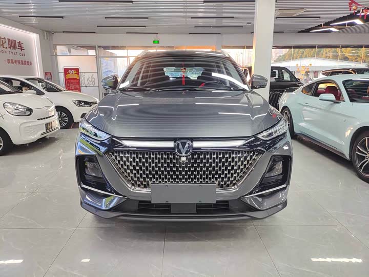 Changan X7 Plus 2024 2024款 1.5T 自动尊崇型 7座