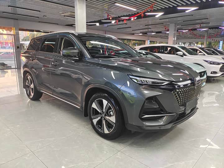 Changan X7 Plus 2024 2024款 1.5T 自动尊崇型 7座