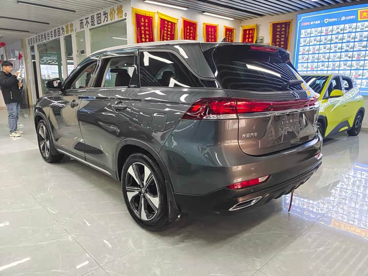 Changan X7 Plus 2024 2024款 1.5T 自动尊崇型 7座