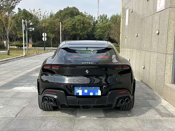 Ferrari Purosangue 2023 2023款 6.5L V12