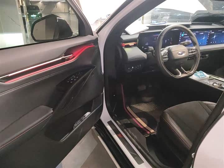 Ford Mondeo 2025 2025款 2.0T EcoBoost E 混动 运动版 ST-Line