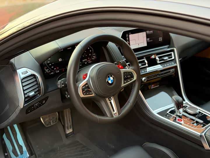 BMW M8 2019 2019款 M8 双门轿跑车 雷霆版