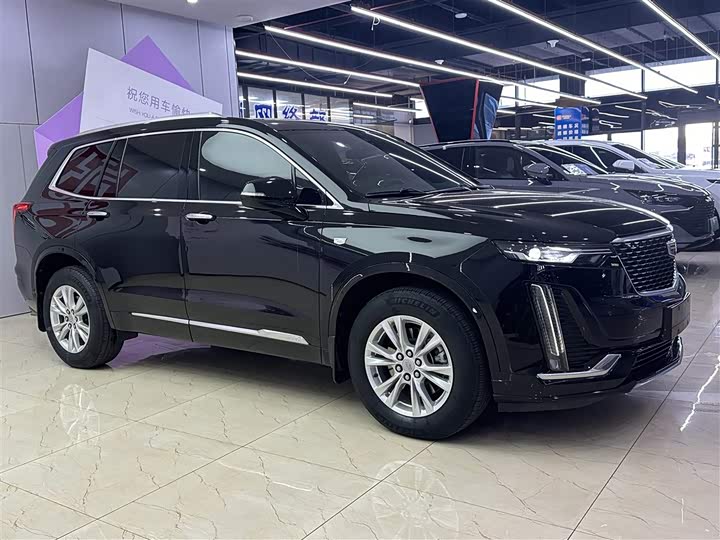 Cadillac XT6 2022 2022款 2.0T 七座四驱风尚型