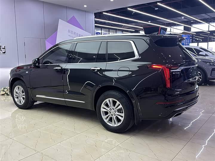 Cadillac XT6 2022 2022款 2.0T 七座四驱风尚型