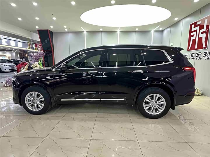 Cadillac XT6 2022 2022款 2.0T 七座四驱风尚型