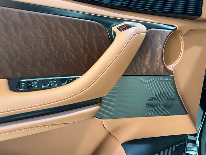 BYD Yangwang U8 2023 2023款 豪华版