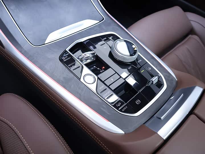 BMW X7 2023 2023款 xDrive40i 尊享型M运动套装