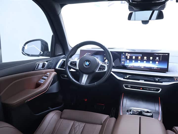 BMW X7 2023 2023款 xDrive40i 尊享型M运动套装