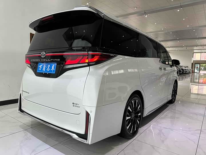 Toyota Vellfire 2024 2024款 皇冠 双擎 2.5L 至尊行政版