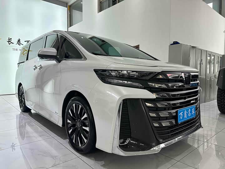 2024 Toyota Vellfire