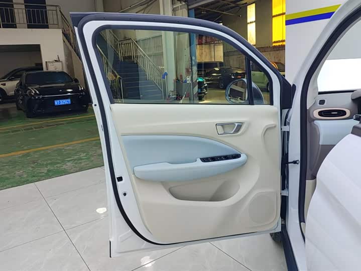 Leapmotor T03 2025 2025款 310舒享版