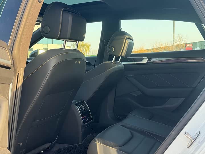 Volkswagen CC 2024 2024款 380TSI 夺目版