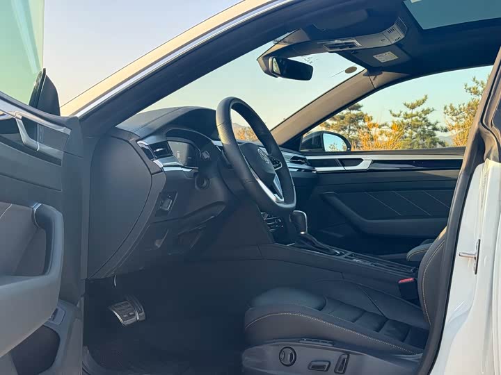 Volkswagen CC 2024 2024款 380TSI 夺目版