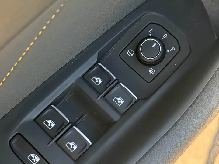 Volkswagen CC 2024 2024款 380TSI 夺目版