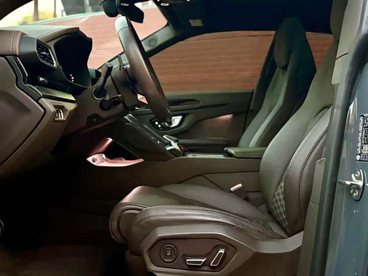 Lamborghini Urus 2023 2023款 4.0T V8 S