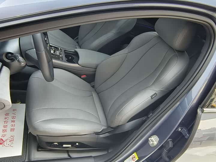 BYD Seal 07 DM-i Hybrid 2025 2025款 智驾版 DM-i 1.5L 125km 豪华型