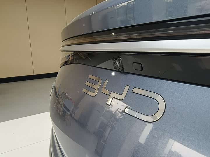 BYD Seal 07 DM-i Hybrid 2025 2025款 智驾版 DM-i 1.5L 125km 豪华型