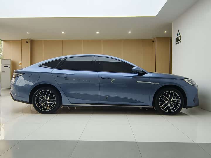 BYD Seal 07 DM-i Hybrid 2025 2025款 智驾版 DM-i 1.5L 125km 豪华型