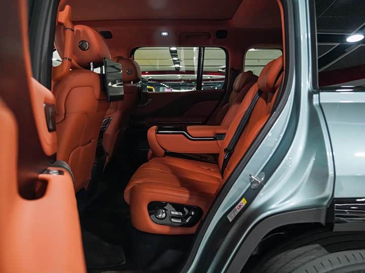 BYD Yangwang U8 2023 2023款 豪华版