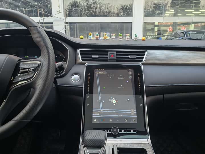 Roewe RX5 2023 2023款 PLUS 330TGI 自动领潮智惠版