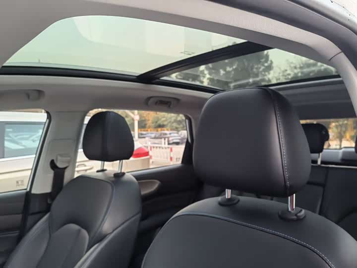 Roewe RX5 2023 2023款 PLUS 330TGI 自动领潮智惠版