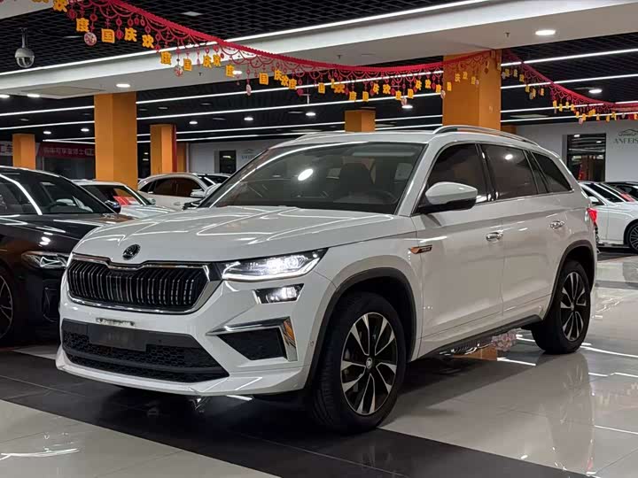 Skoda Kodiaq 2022 2022款 TSI330 7座两驱奢享版