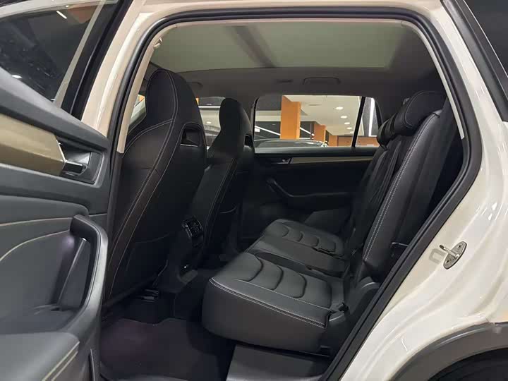 Skoda Kodiaq 2022 2022款 TSI330 7座两驱奢享版