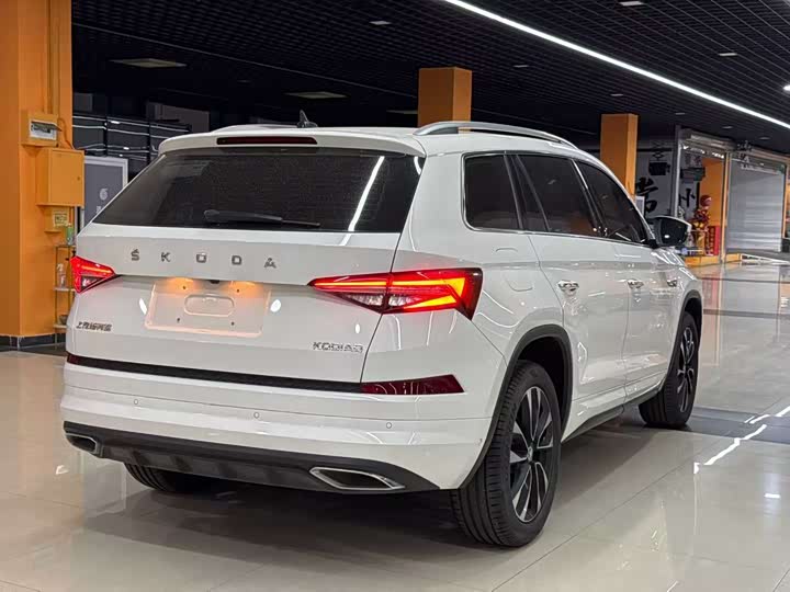 Skoda Kodiaq 2022 2022款 TSI330 7座两驱奢享版
