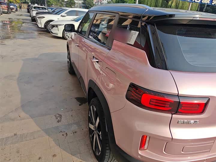 Geely Icon 2023 2023款 1.5TD 巧克力醇臻版