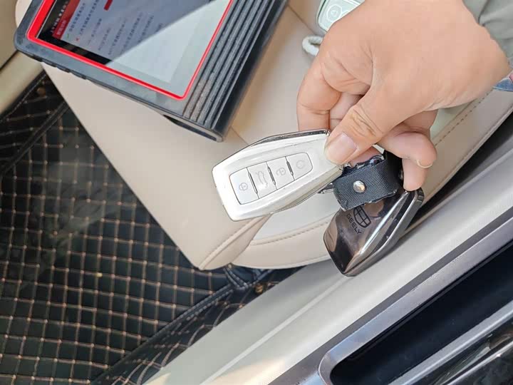 Geely Icon 2023 2023款 1.5TD 巧克力醇臻版